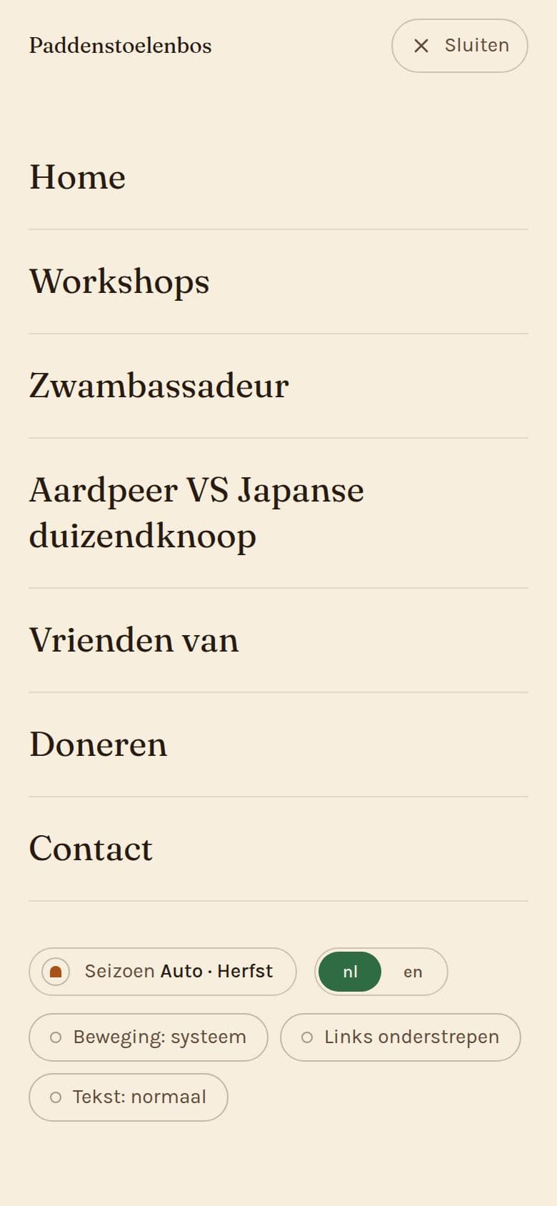 The full-screen menu on a phone, listing every page, with the season button, language switch and three reading preferences underneath.